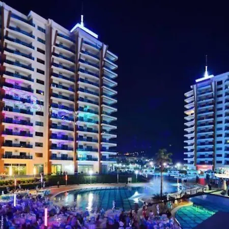 Апартаменты Azura Park